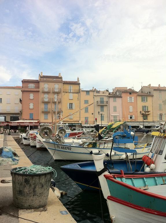 Vic'S Land Holidays Grimaud Exteriör bild