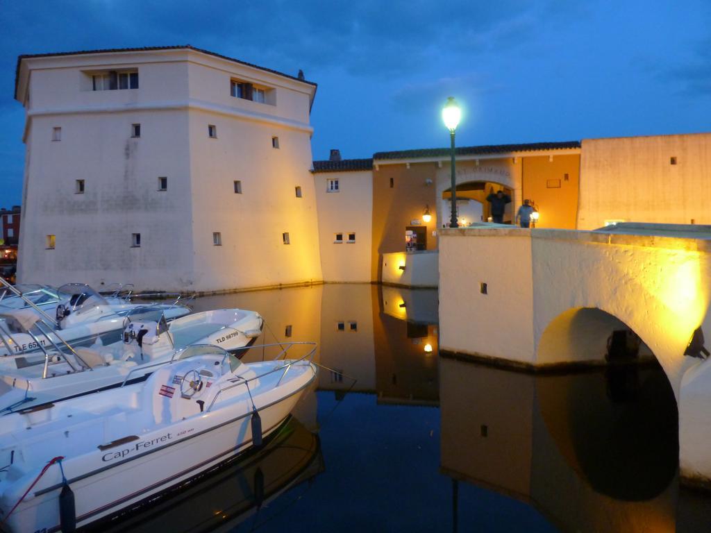 Vic'S Land Holidays Grimaud Exteriör bild