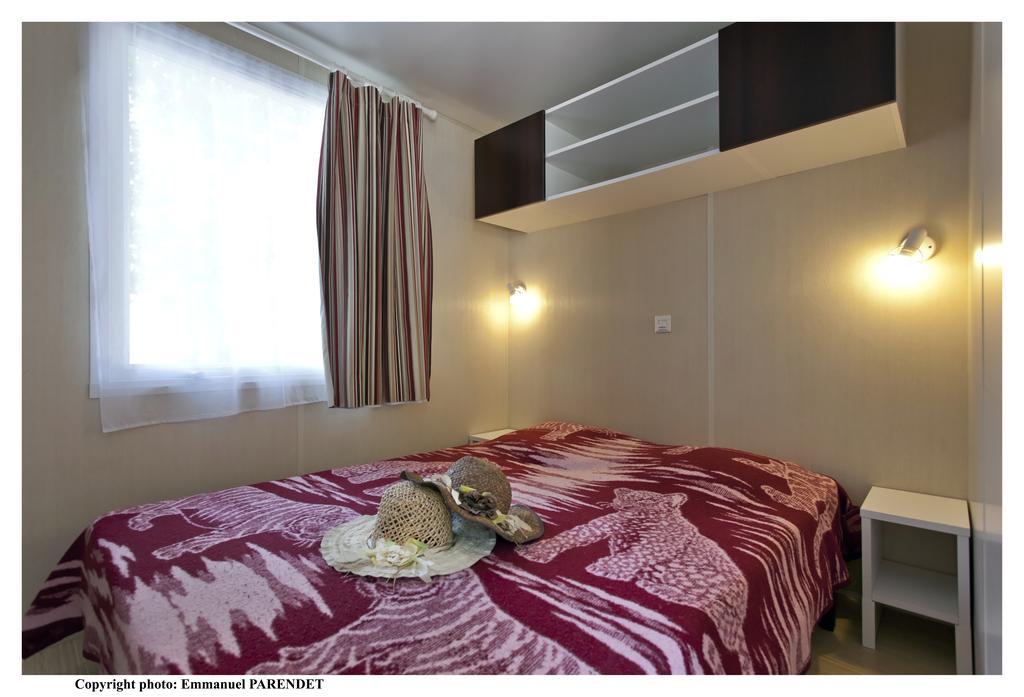 Vic'S Land Holidays Grimaud Exteriör bild