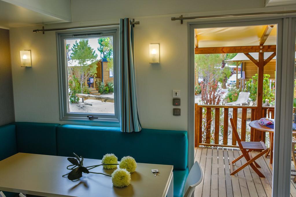 Vic'S Land Holidays Grimaud Exteriör bild